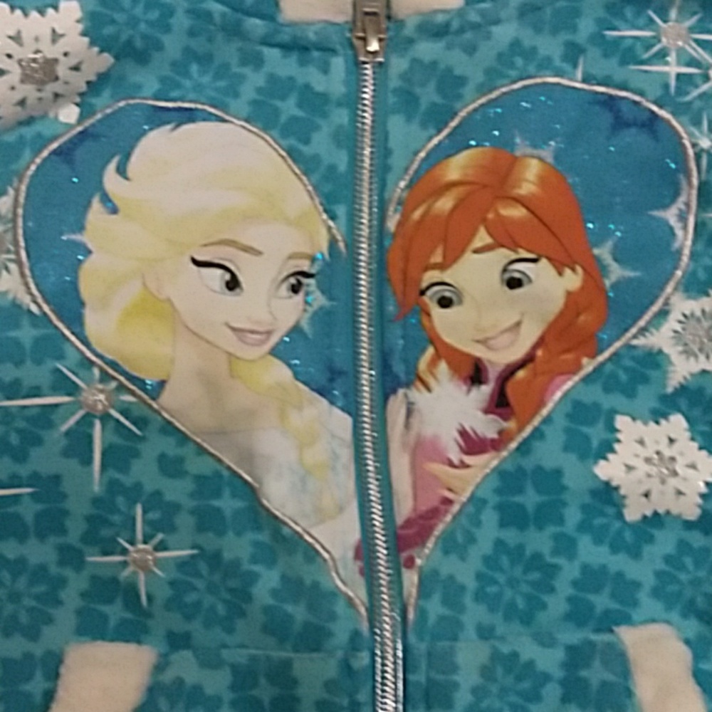 Disney Olaf's frozen adventure sweater SOLD